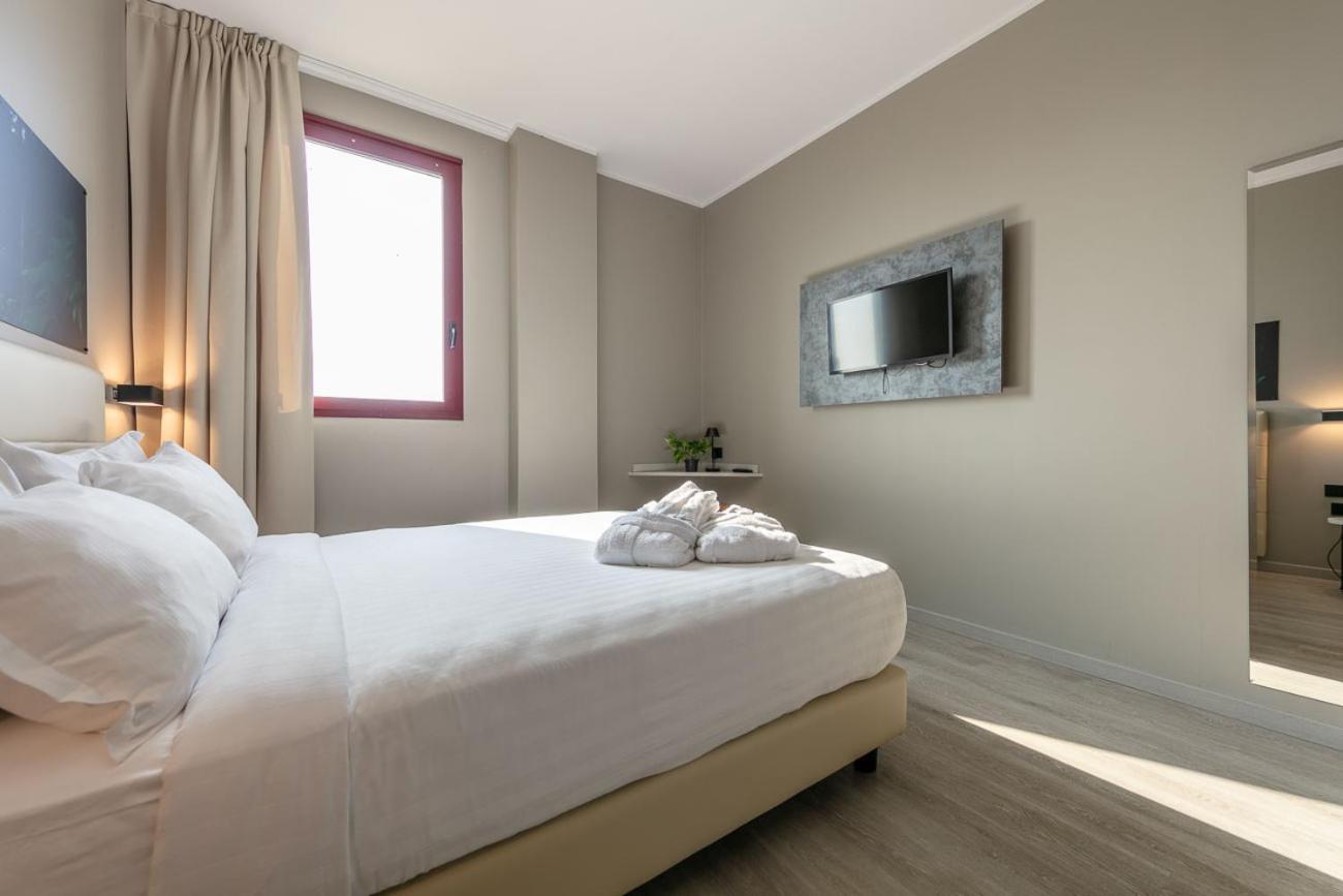 Break Hotel Ospedaletto Lodigiano Esterno foto
